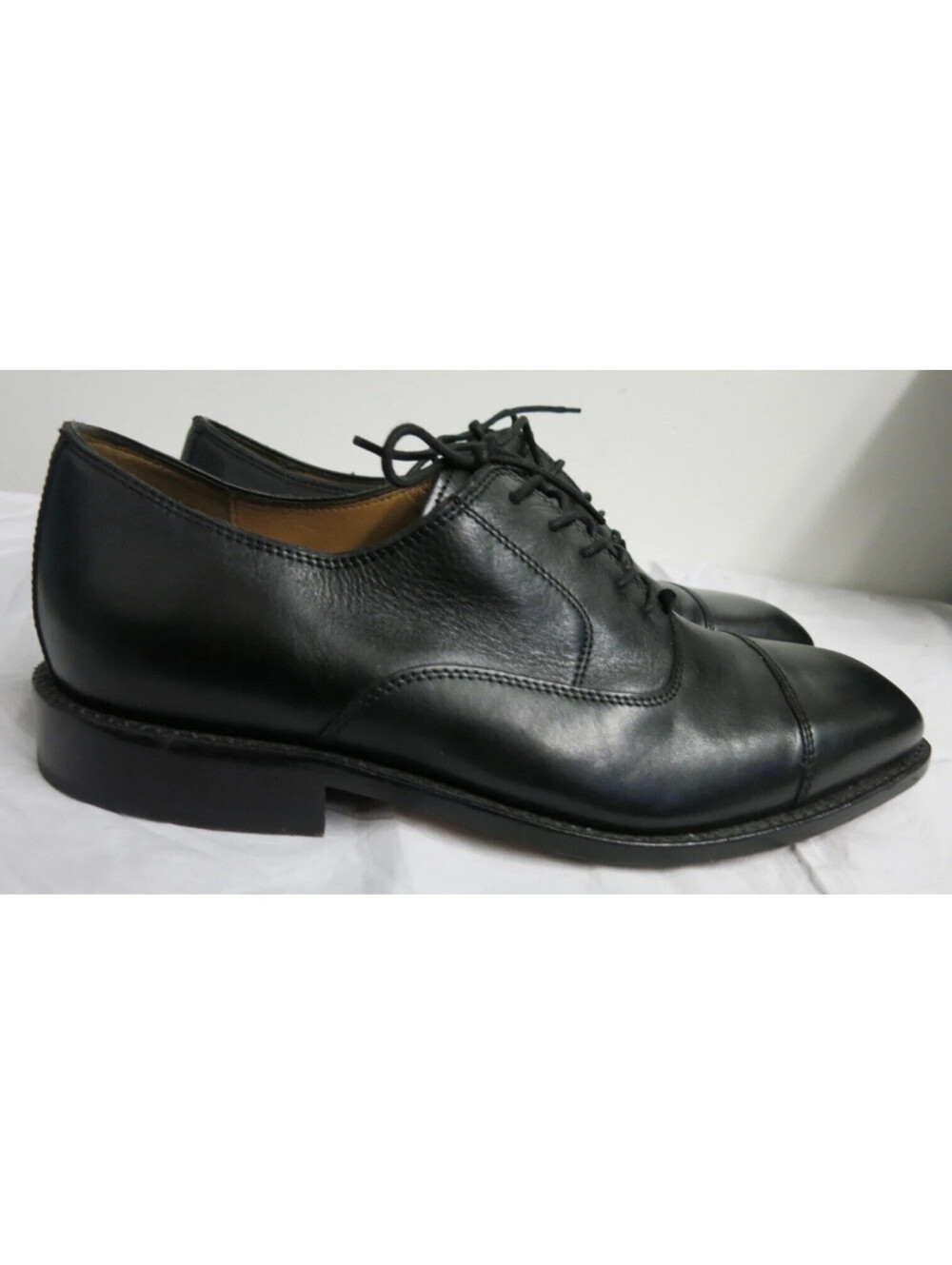 Mens Bostonian 27455 black leather cap toe dress shoes size 10 EEE/E Wide
